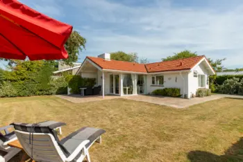 037 Golfslag 8 Zoutelande 190825