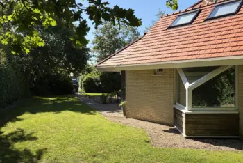 Hout9 C tuin zijkant rechts