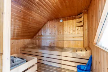 Mek 5 sauna 2