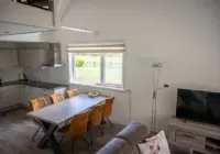 Nmr 4 Fazant eettafel en keuken